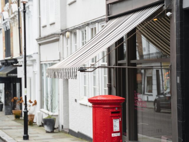 UK property will be a buyers’ market in 2025, analysts predict